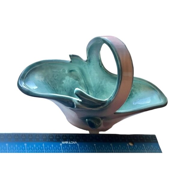 Hull Turquoise Pink Ceramic Basket With Handle Vintage Collectible #56 Gift MCM - Picture 8 of 8